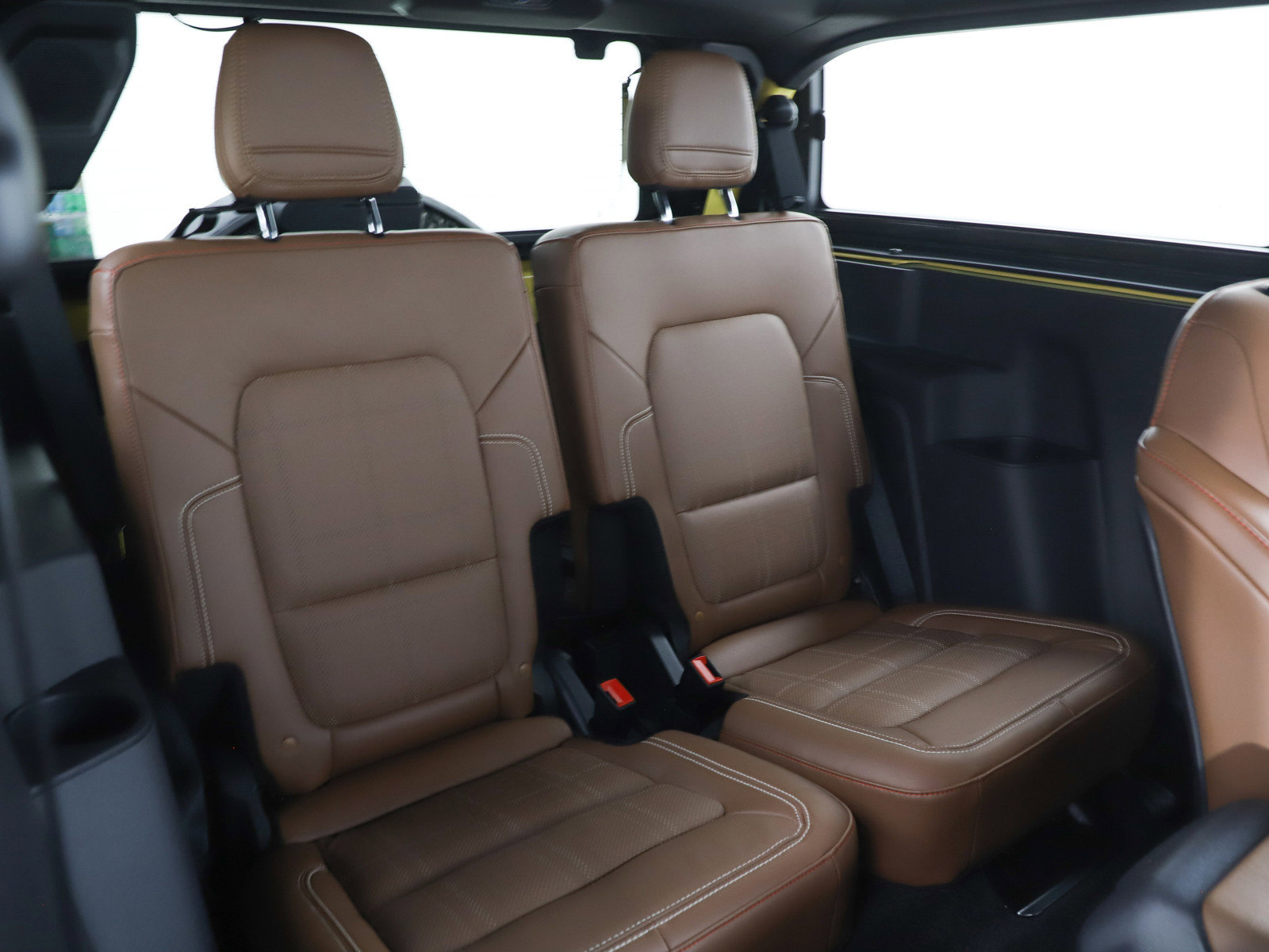 Used 2024 Ford Bronco Heritage Edition AWD/4WD image 15
