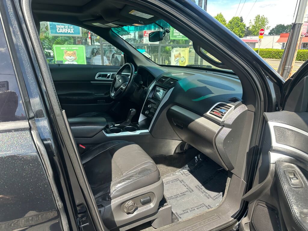 Used 2012 Ford Explorer XLT AWD/4WD image 17