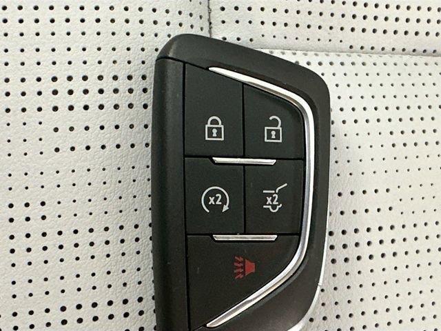 Used 2024 Cadillac Lyriq Sport image 16