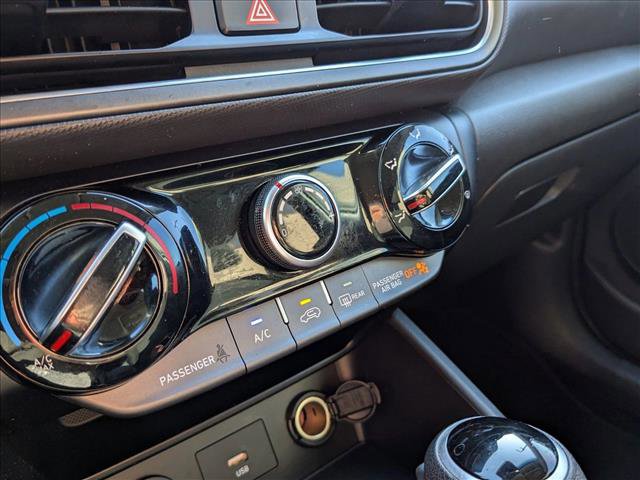 Used 2023 Hyundai Kona SEL image 15