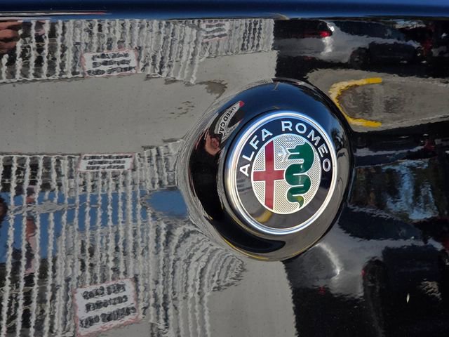 Used 2021 Alfa Romeo Stelvio Ti Sport AWD/4WD image 11