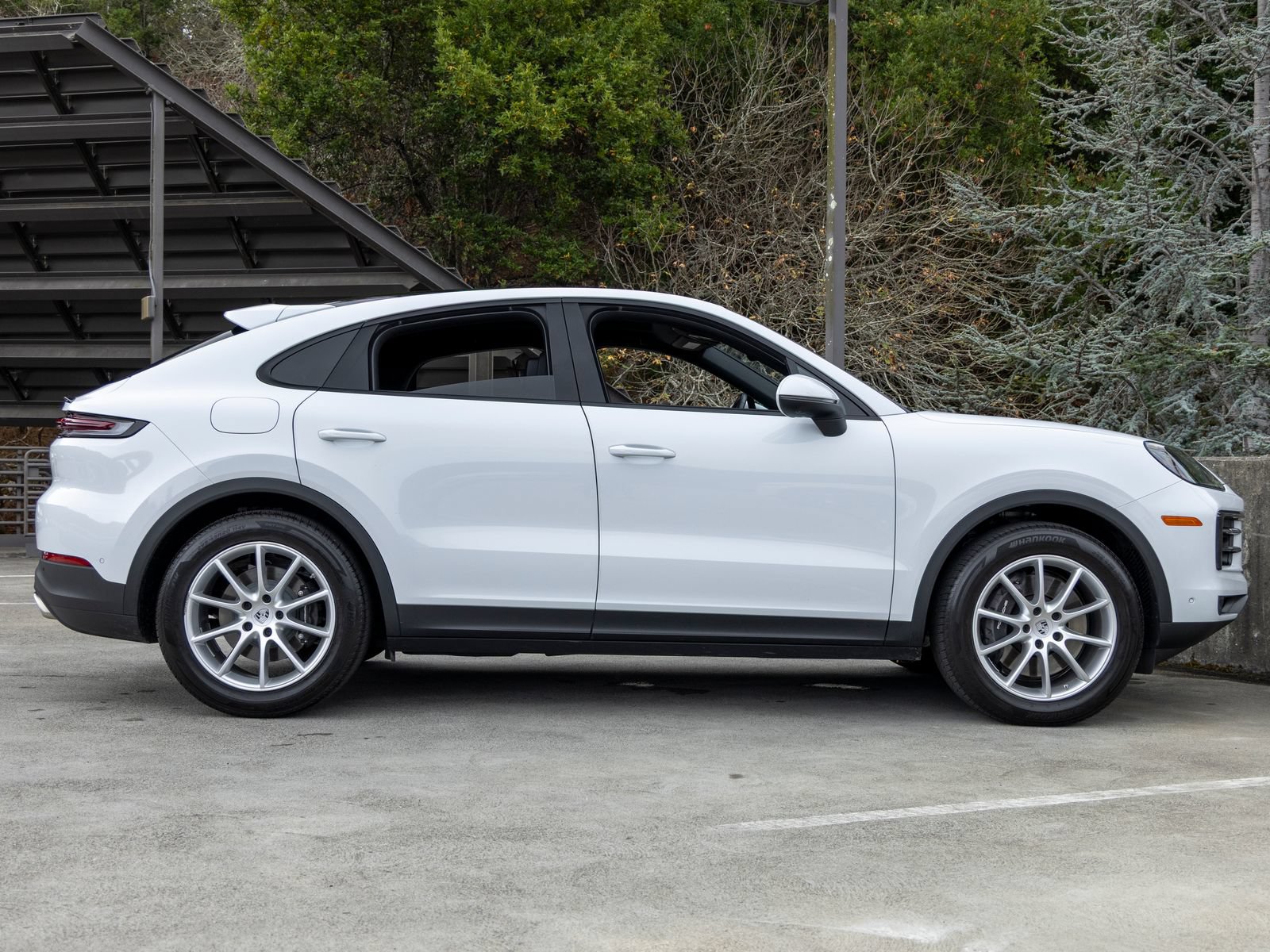 Certified 2026 Porsche Cayenne Coupe AWD/4WD image 12