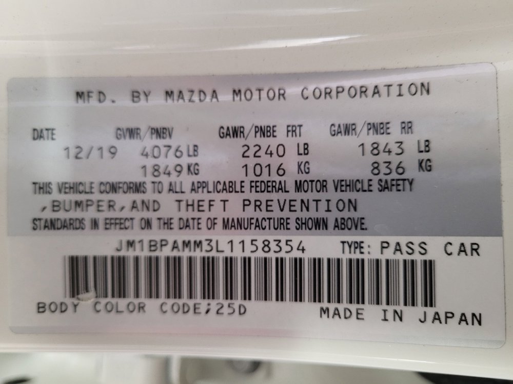 Used 2020 MAZDA MAZDA3 Hatchback w/ Preferred Package image 33