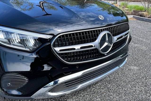 Certified 2023 Mercedes-Benz GLC 300 4MATIC image 35