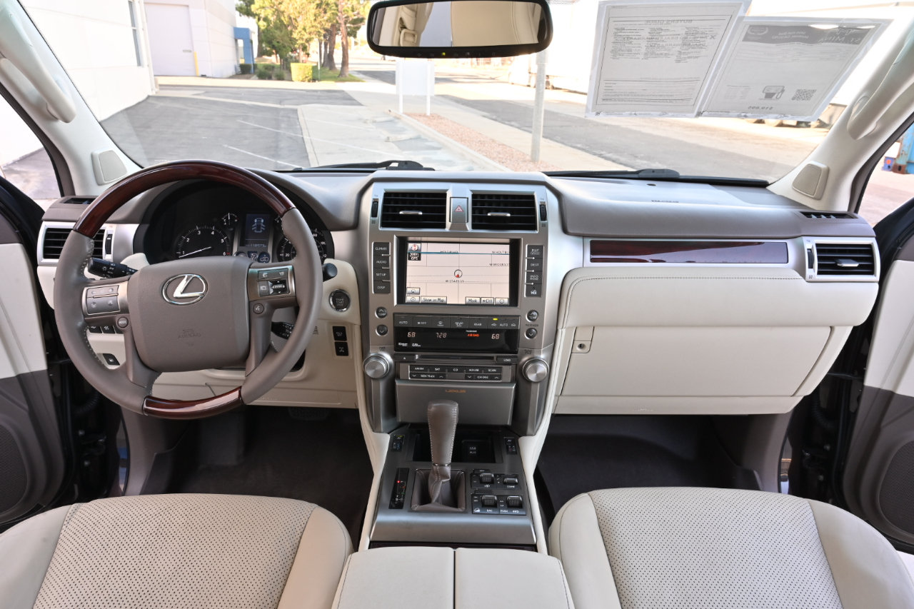 Used 2012 Lexus GX 460 Premium AWD/4WD image 11