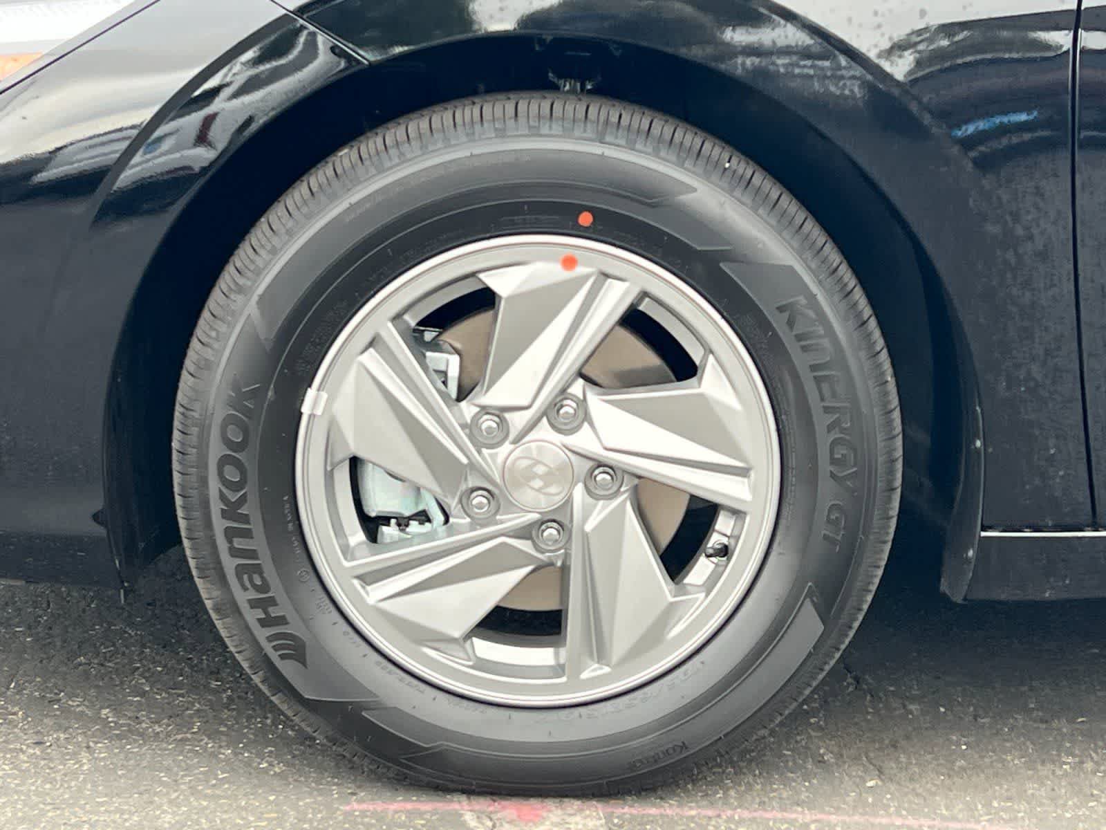 New 2026 Hyundai Elantra SE image 23