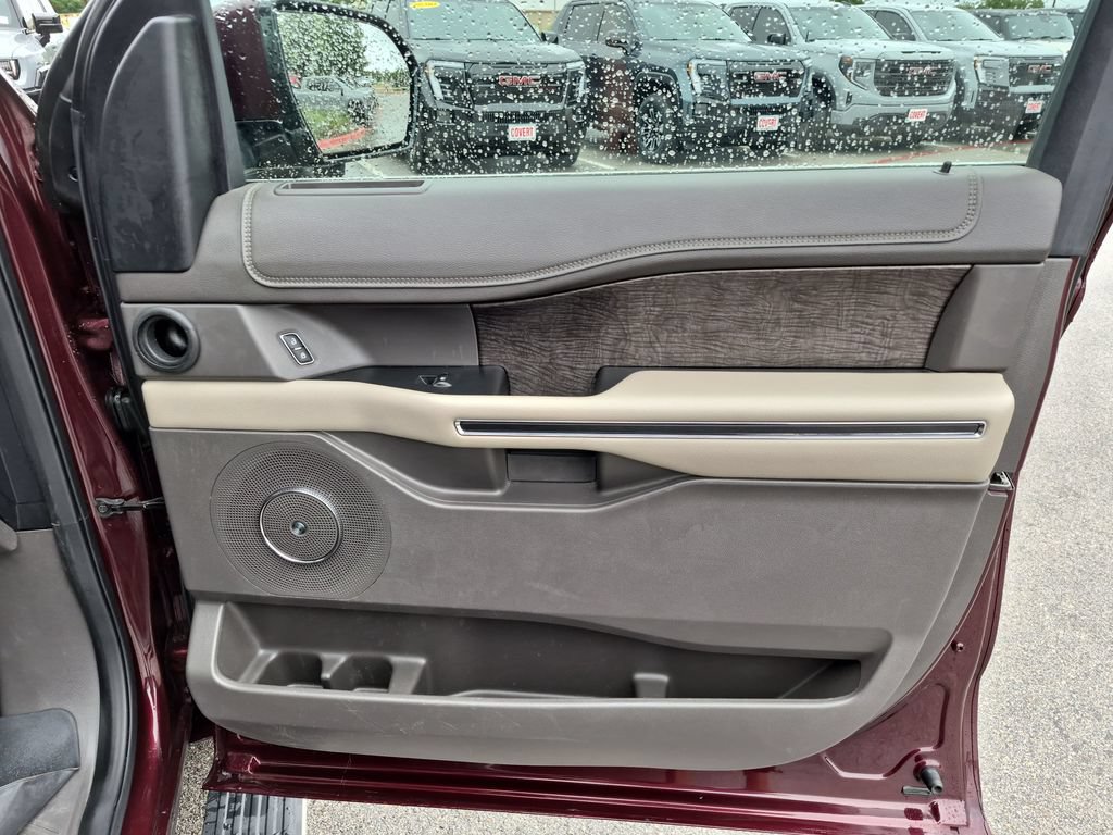 Used 2021 Ford Expedition Max Limited AWD/4WD image 38