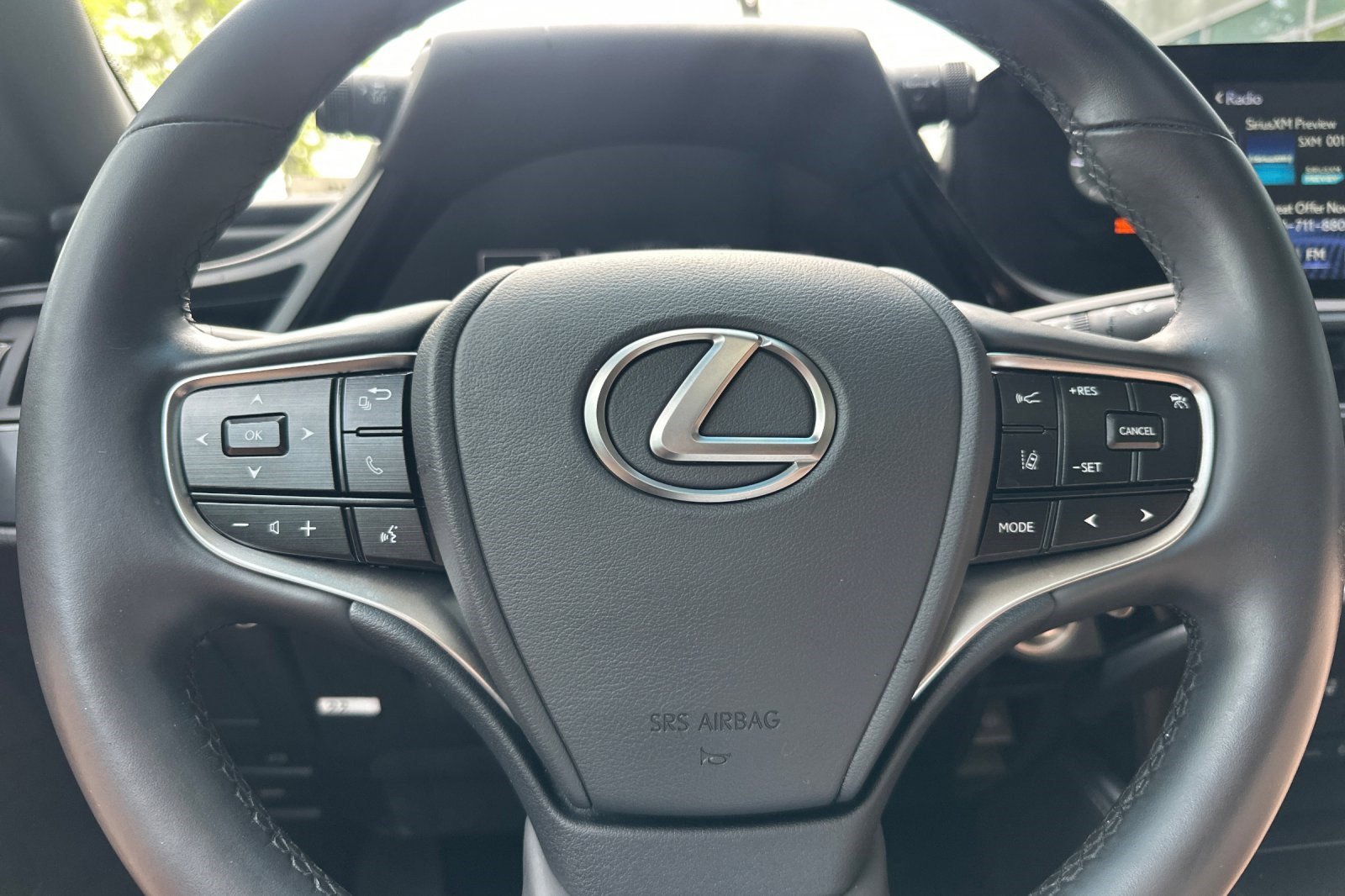 Certified 2022 Lexus ES 350 w/ Premium Package image 28
