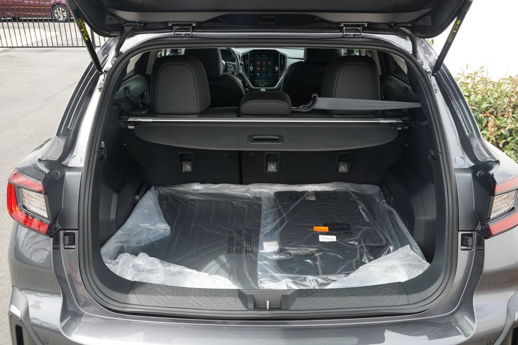 New 2026 Subaru Crosstrek 2.5i Limited w/ Crosstrek Mirror Package AWD/4WD image 11