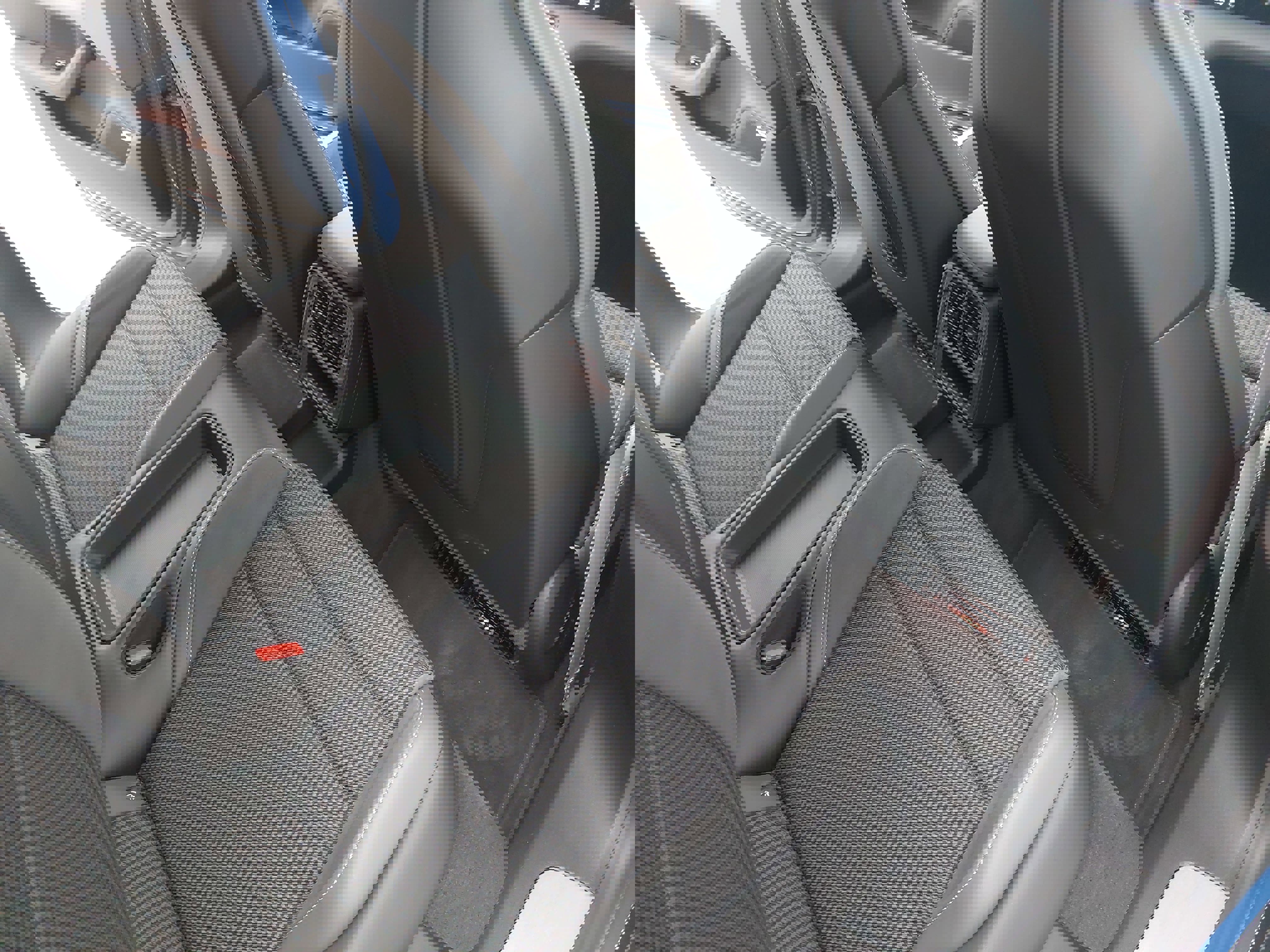 Certified 2025 Porsche Taycan image 13