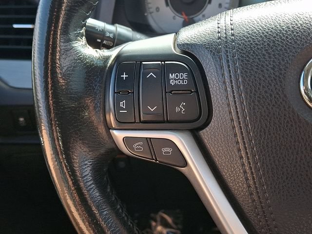 Used 2016 Toyota Sienna SE w/ SE Preferred Package FWD image 22