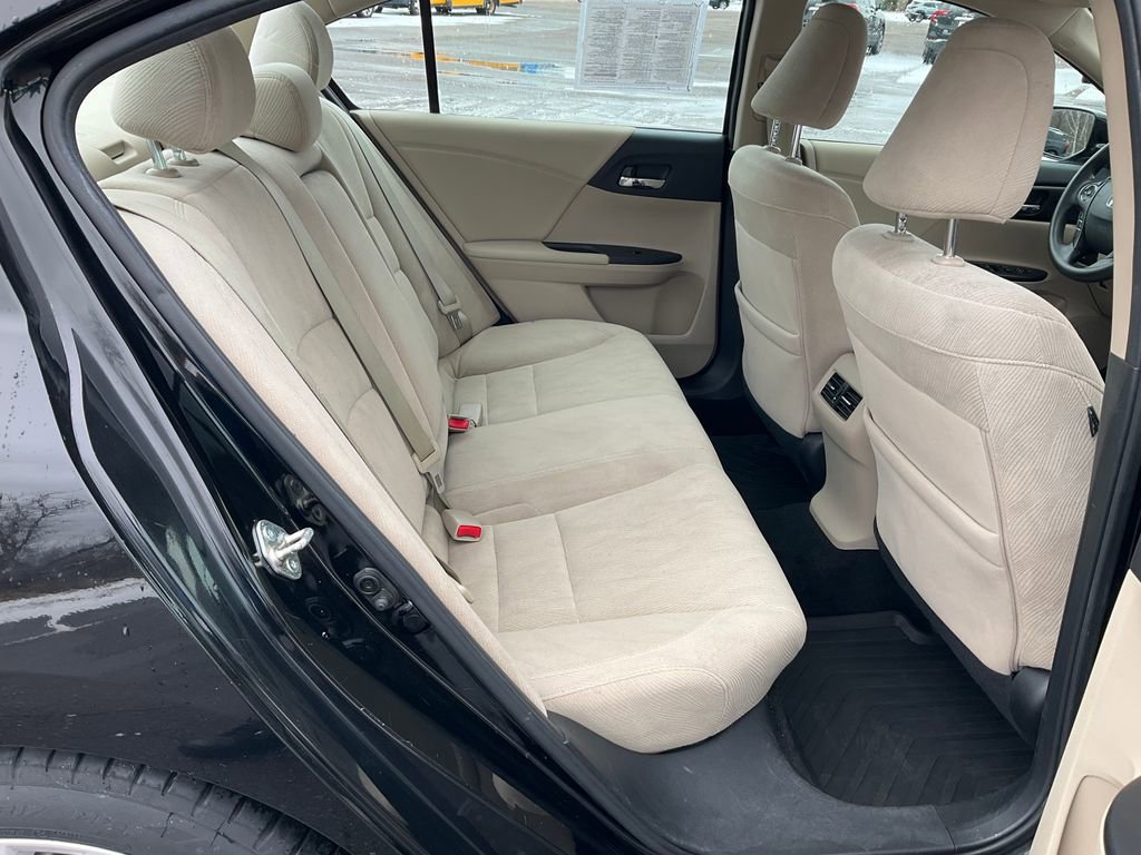 Used 2015 Honda Accord EX image 19