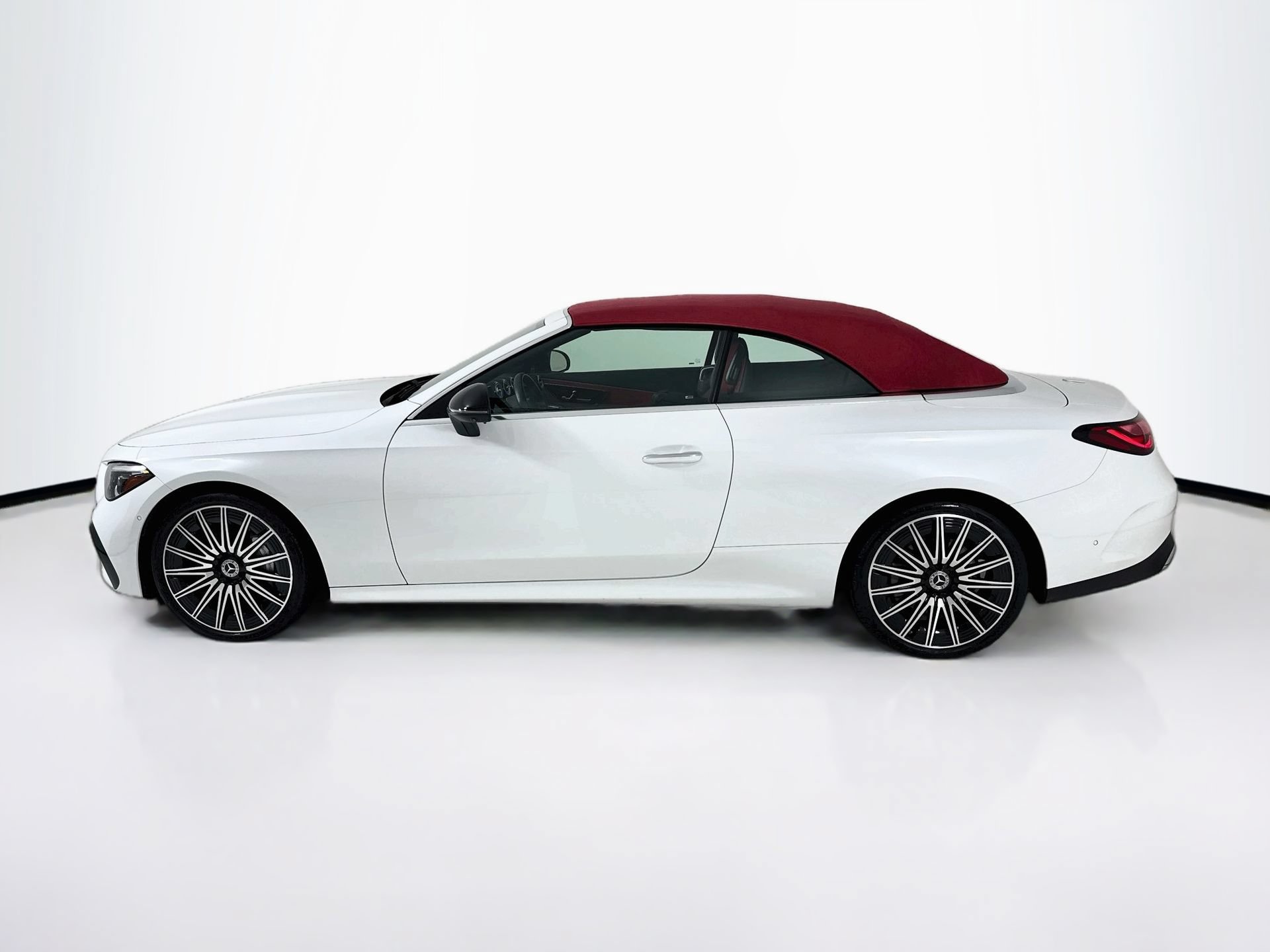Certified 2024 Mercedes-Benz CLE 450 4MATIC Cabriolet image 5