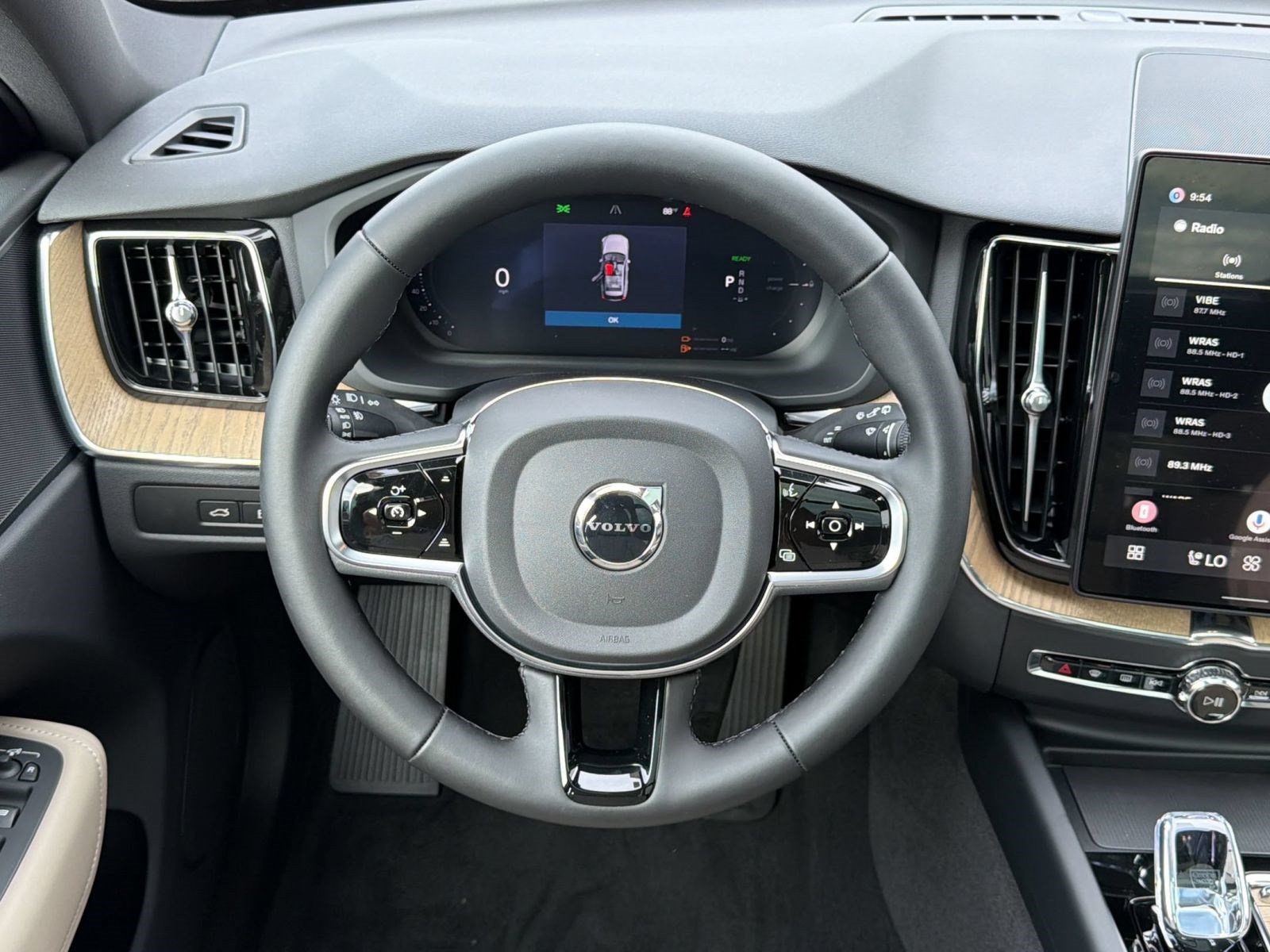 New 2026 Volvo XC60 T8 Plus w/ Climate Package AWD/4WD image 11