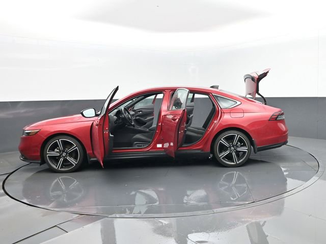 Used 2024 Honda Accord Sport image 30