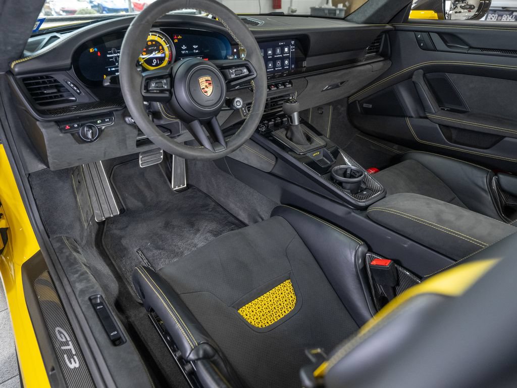 Used 2024 Porsche 911 GT3 RWD image 23