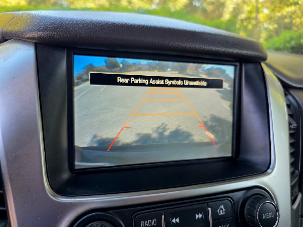 Used 2015 Chevrolet Suburban LT RWD image 19