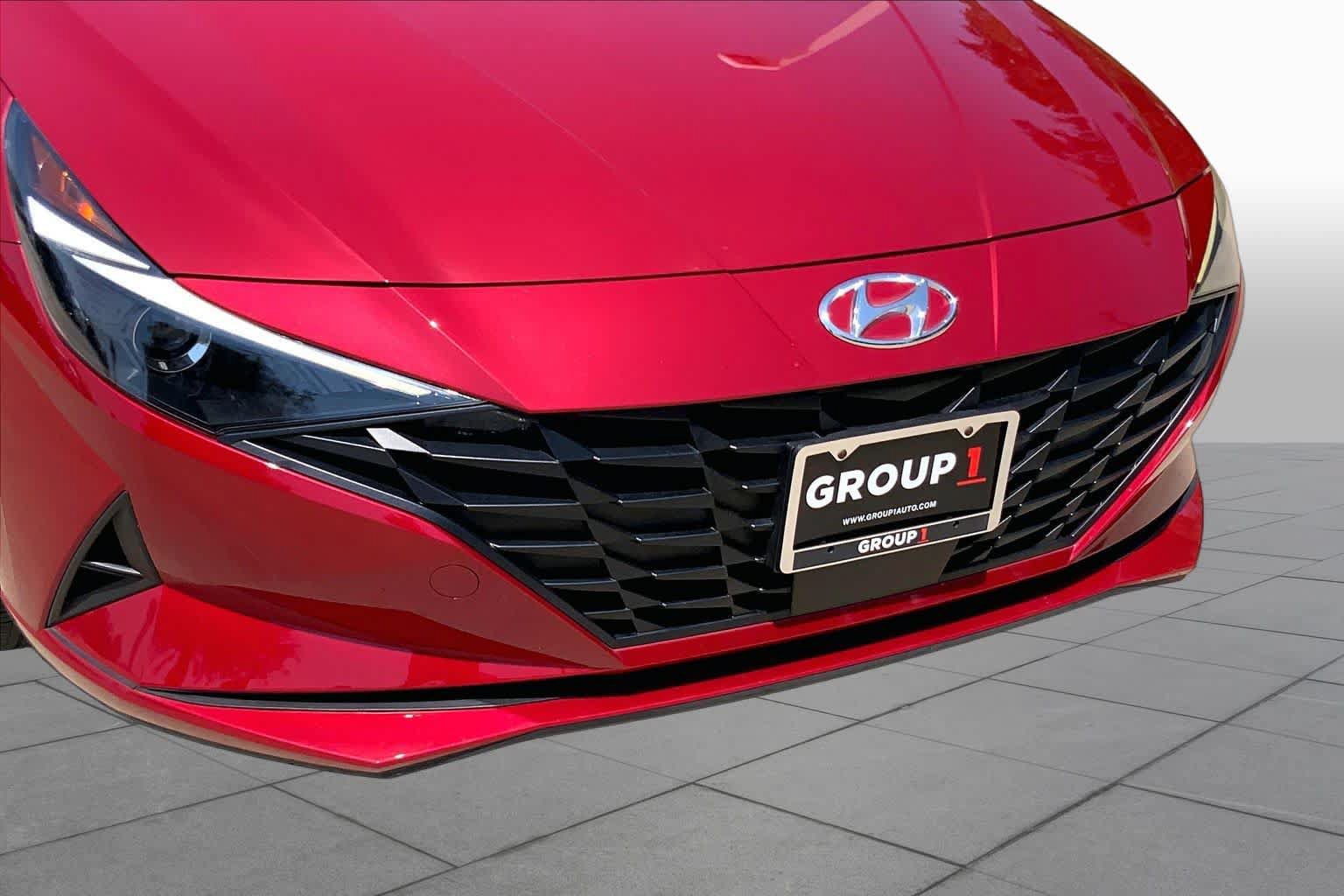 Used 2023 Hyundai Elantra SEL w/ Convenience Package FWD image 29