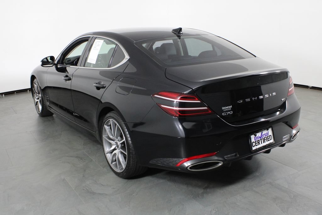 Used 2022 Genesis G70 3.3T RWD image 14