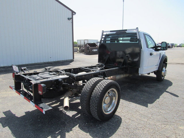 Used 2021 Ford F550 2WD Regular Cab Super Duty image 3