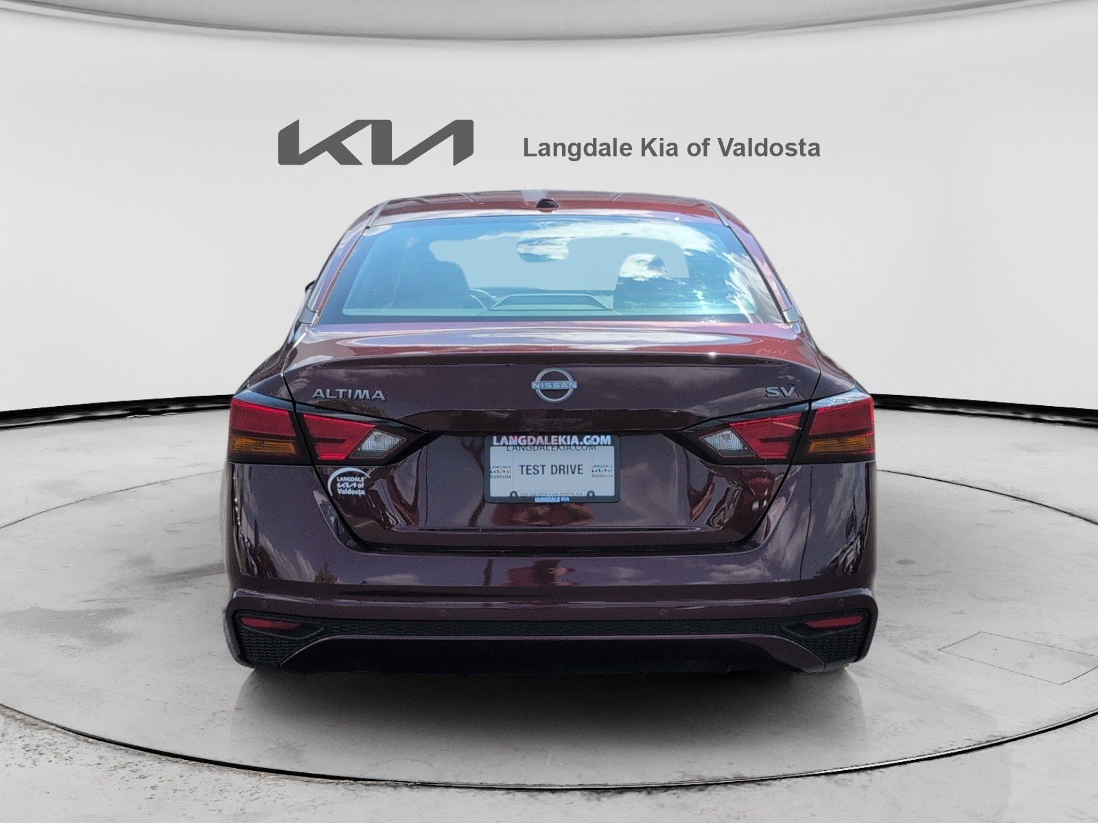 Used 2024 Nissan Altima 2.5 SV FWD image 8