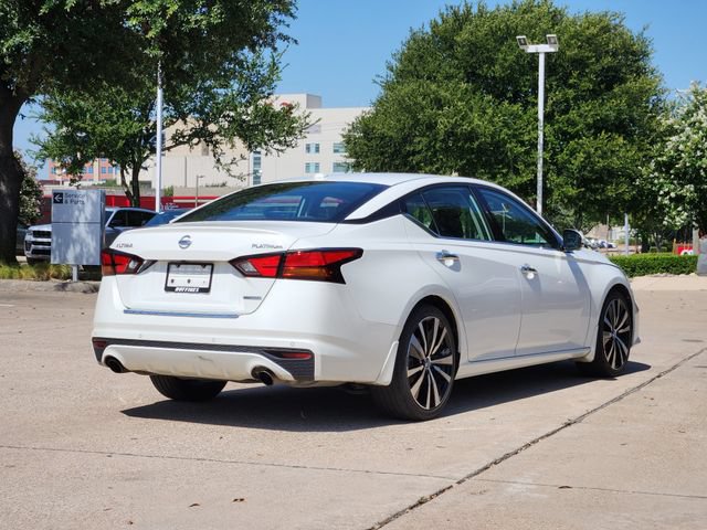 Used 2020 Nissan Altima 2.0 Platinum FWD image 5