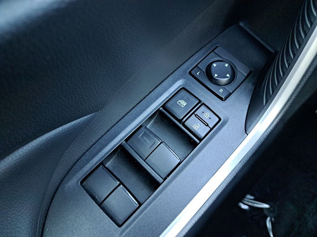 Used 2025 Toyota RAV4 LE image 25