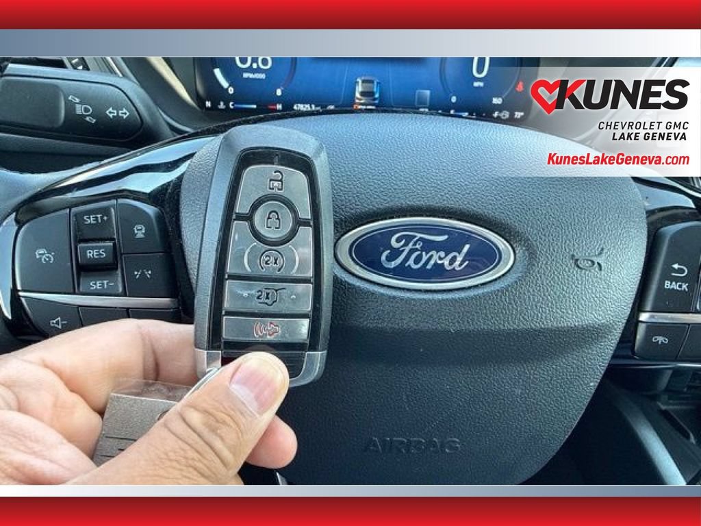 Used 2024 Ford Escape Platinum AWD/4WD image 27