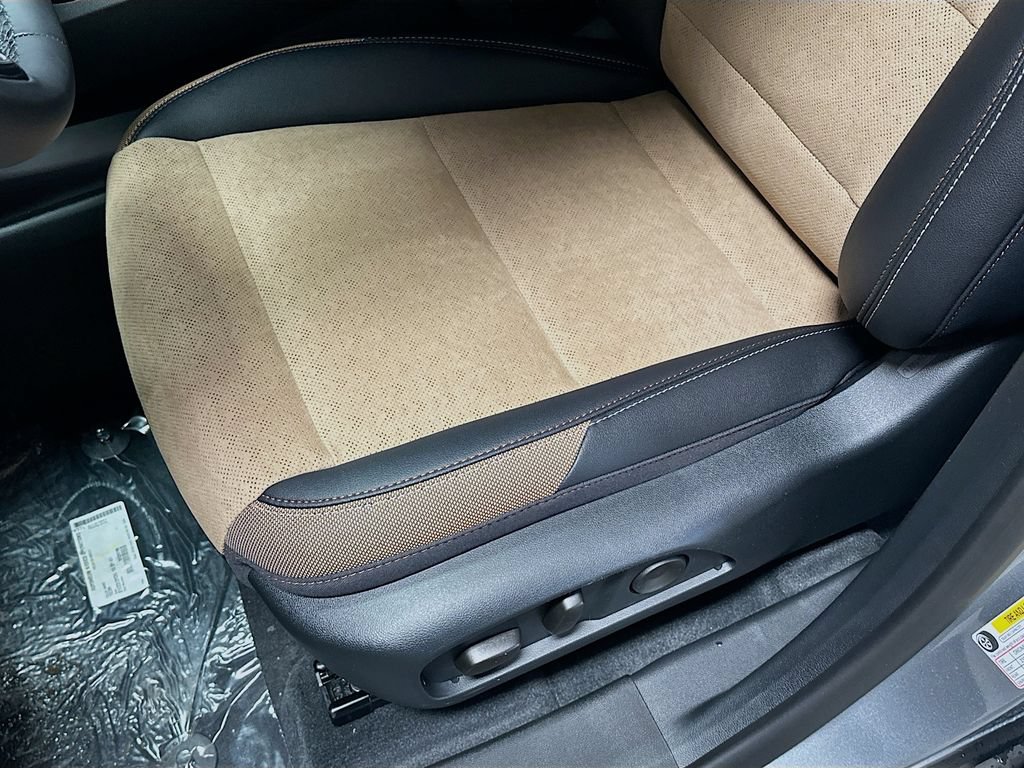 New 2026 Chevrolet Equinox ACTIV FWD image 23