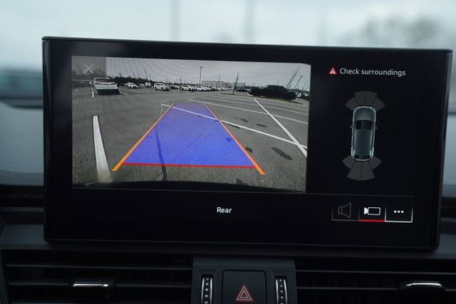 Used 2022 Audi Q5 2.0T Premium w/ Convenience Package image 28