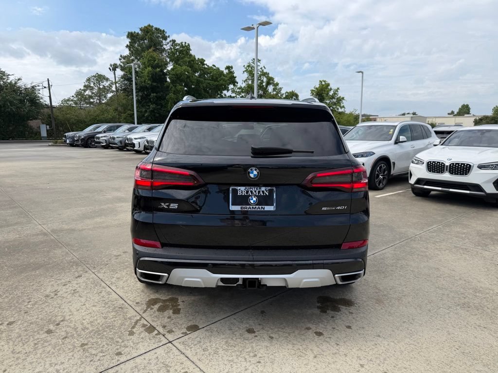 Certified 2023 BMW X5 sDrive40i w/ Luxury Seating Package RWD image 8