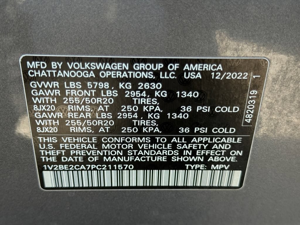 Used 2023 Volkswagen Atlas Cross Sport SEL AWD/4WD image 29