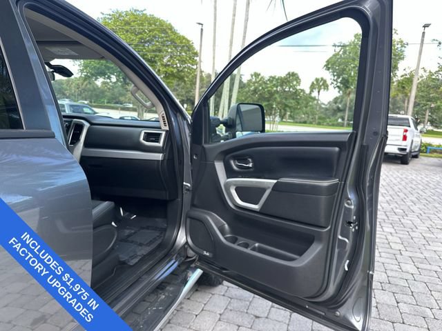 Used 2019 Nissan Titan PRO-4X w/ Pro-4x Utility Package AWD/4WD image 23