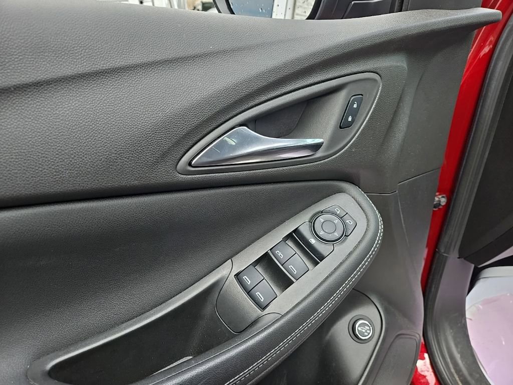 Used 2023 Buick Encore GX Select w/ Sport Touring Package image 14