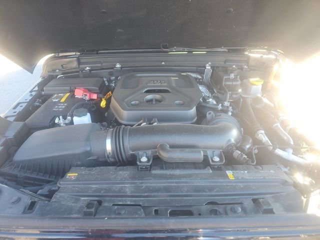 Used 2025 Jeep Wrangler Sahara 4xe w/ Safety Group image 21