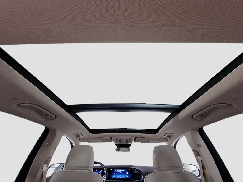 Certified 2025 Mercedes-Benz GLE 350 4MATIC image 23