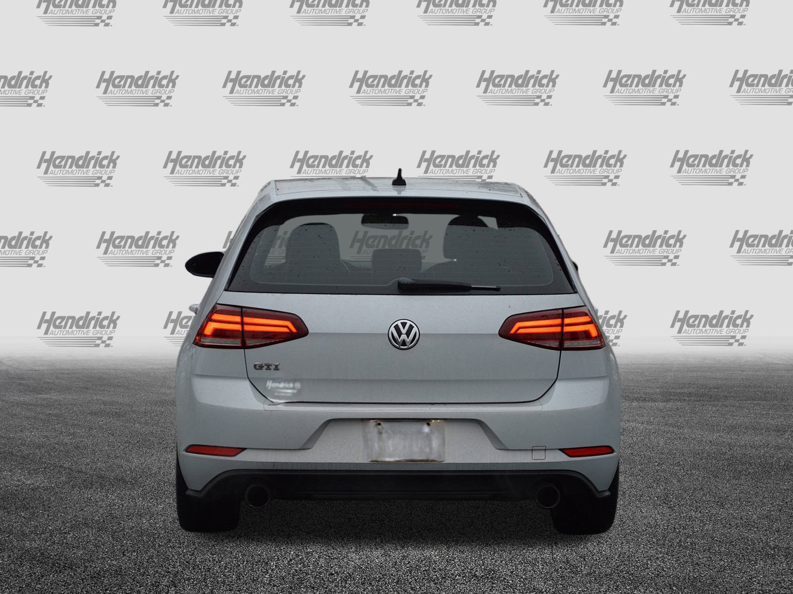 Used 2018 Volkswagen GTI SE image 10