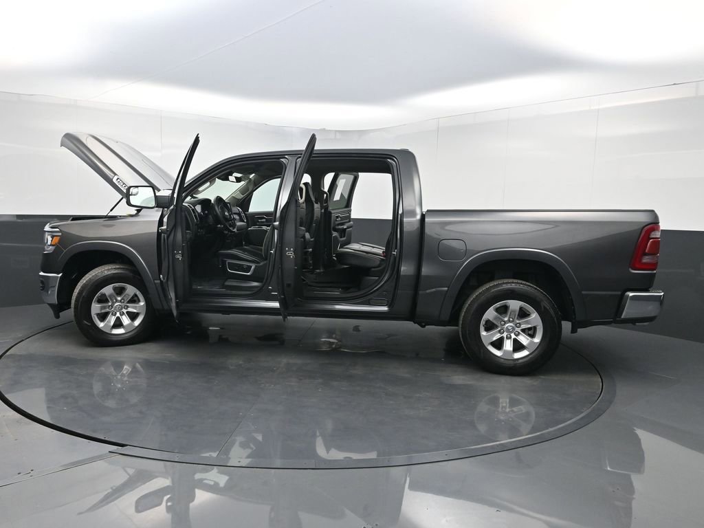 Used 2022 RAM 1500 Laramie AWD/4WD image 39