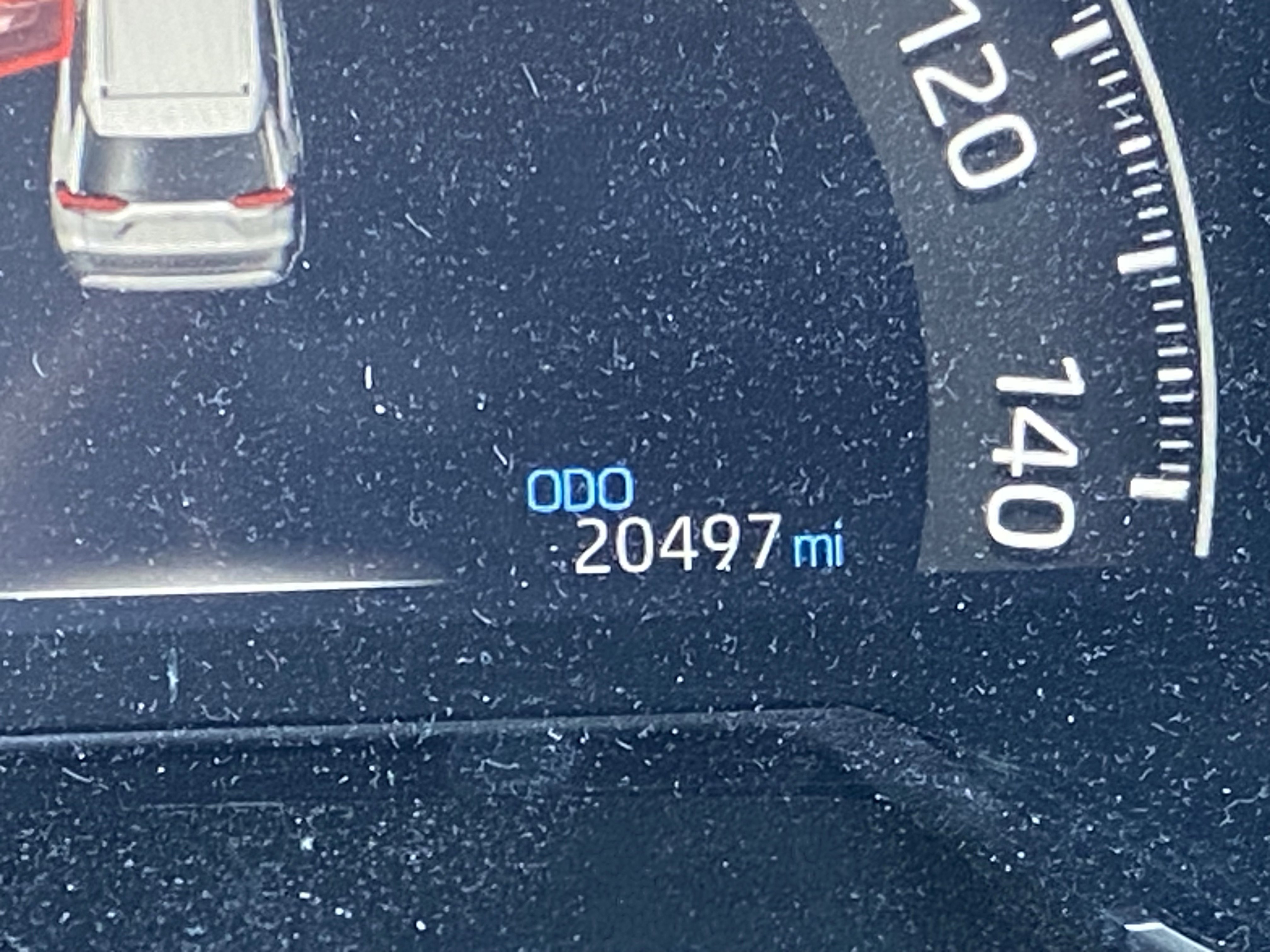 Used 2025 Toyota RAV4 LE FWD image 30