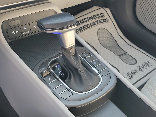 Used 2025 Hyundai Kona SEL AWD/4WD image 34