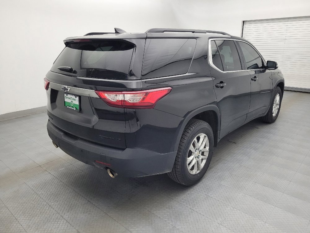 Used 2019 Chevrolet Traverse LT w/ LPO, Blackout Package AWD/4WD image 9