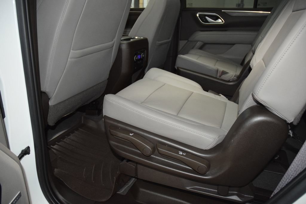 Used 2022 Chevrolet Tahoe LT w/ Luxury Package AWD/4WD image 41