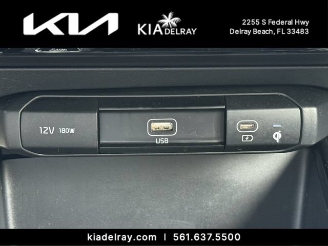 Certified 2024 Kia Niro SX Touring FWD image 25