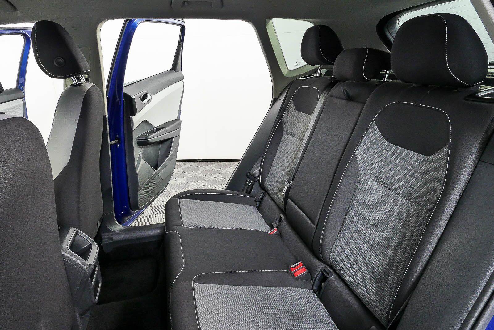 Certified 2023 Volkswagen Taos S FWD image 17