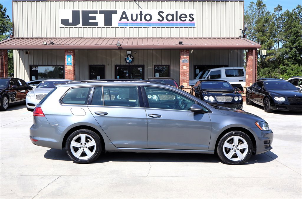 Used 2015 Volkswagen Golf TDI S FWD image 8
