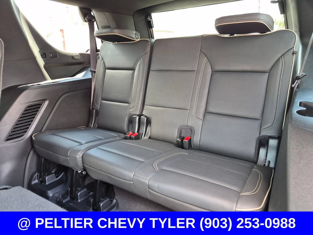 Used 2023 GMC Yukon SLT AWD/4WD image 40