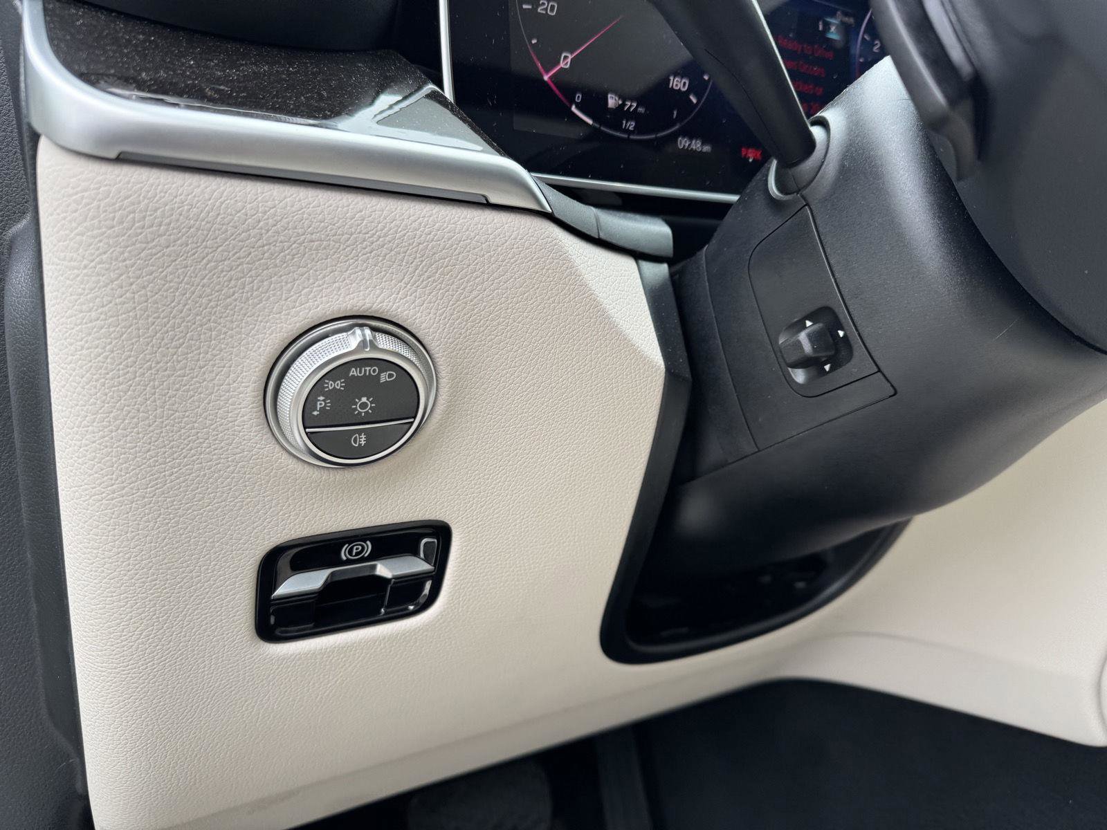 Certified 2025 Mercedes-Benz GLC 300 image 7