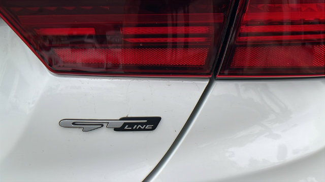 Used 2023 Kia Forte GT-Line w/ GT-Line Technology Package FWD image 10
