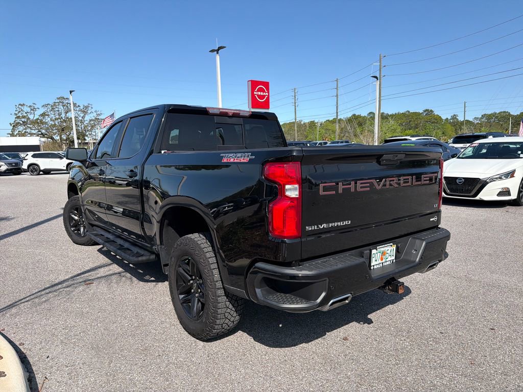 Used 2020 Chevrolet Silverado 1500 LT Trail Boss image 5