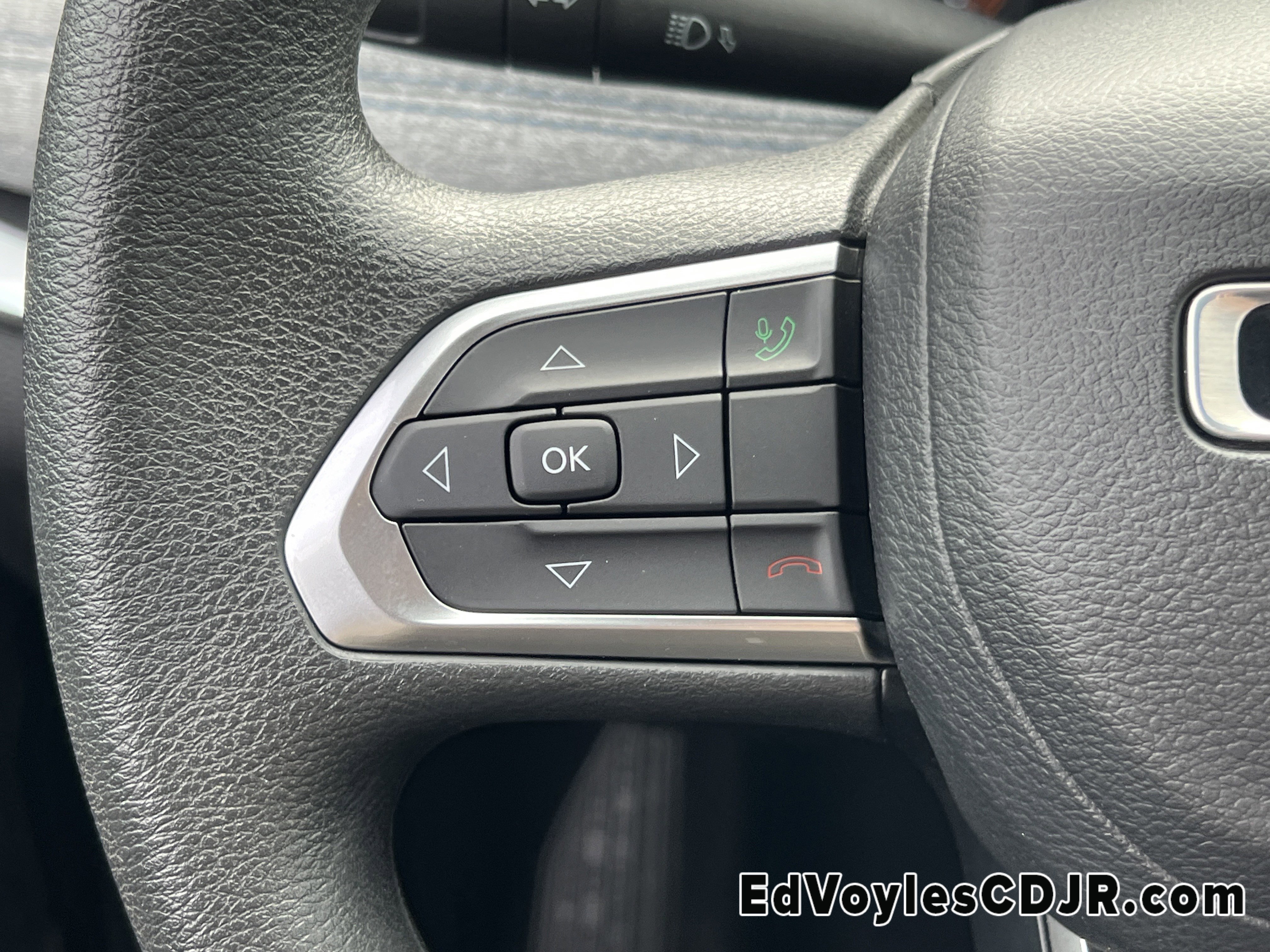 Used 2023 Jeep Compass Sport image 30